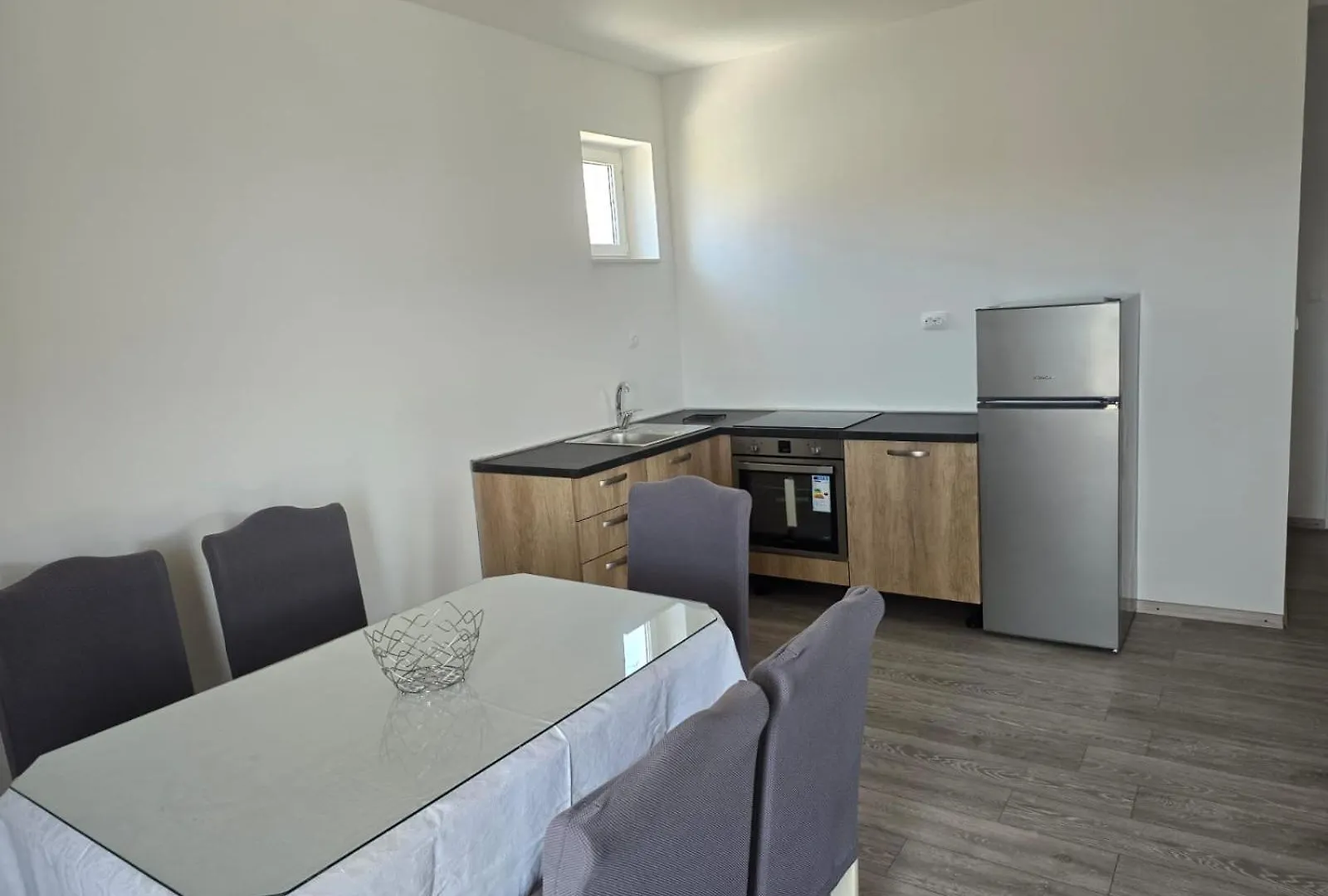 Apartment Anton 特罗吉尔