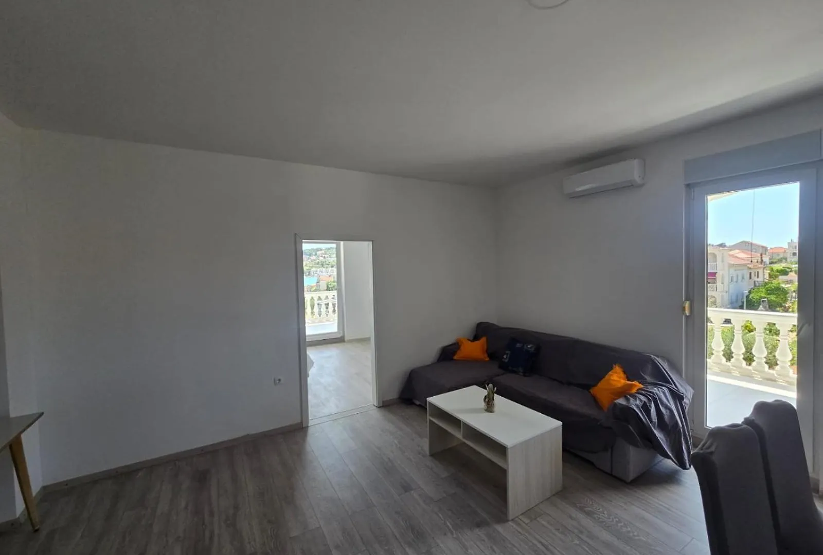 Apartment Anton 特罗吉尔