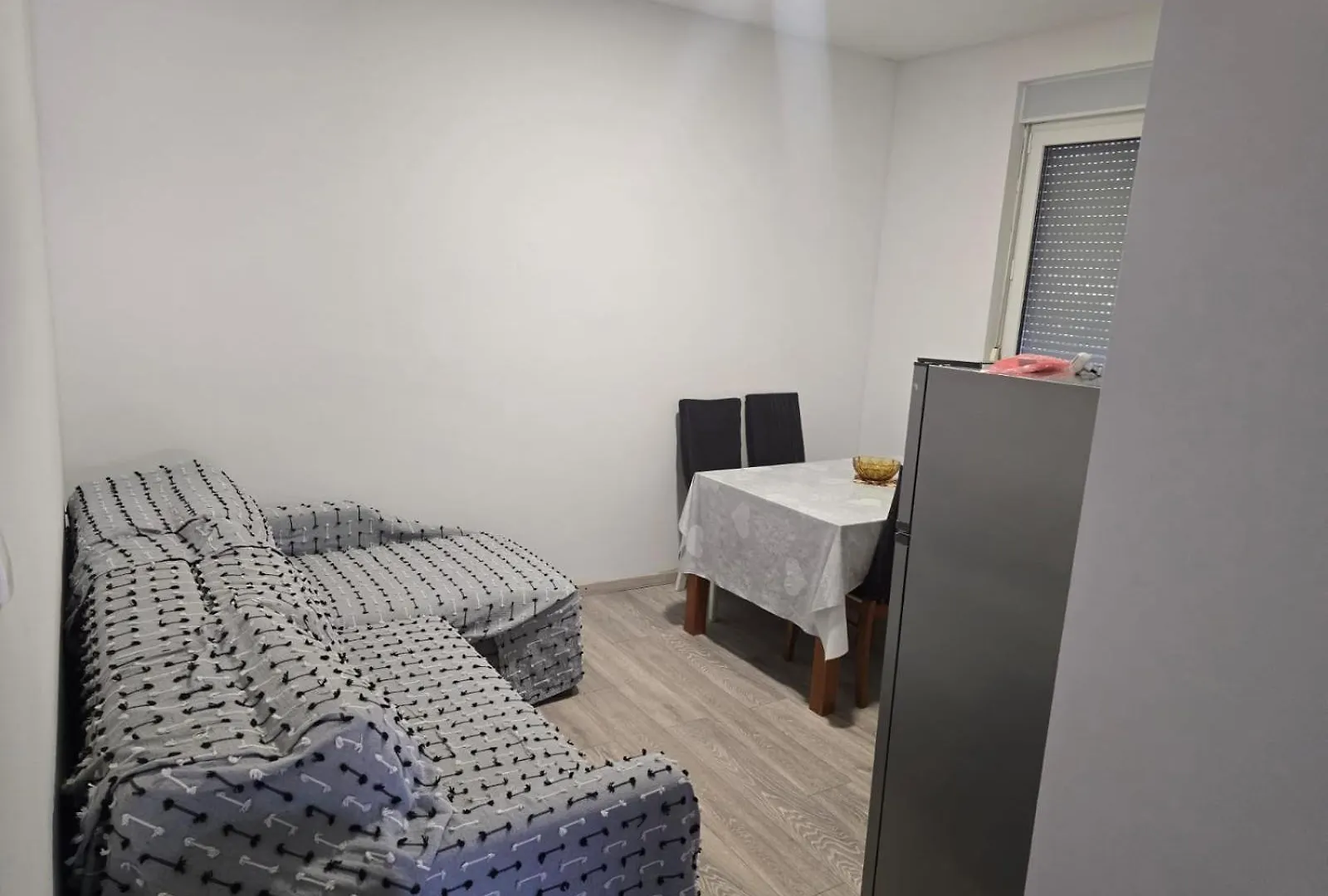 Apartment Anton 特罗吉尔